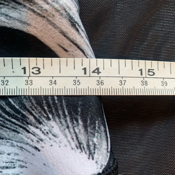 Calia by Carrie Underwood legging. Size M. - Picture 8 of 10